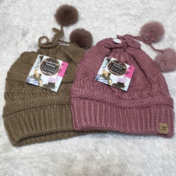 Tan winter hat D&Y ponyflo or snood NEW - Picture 2 of 13